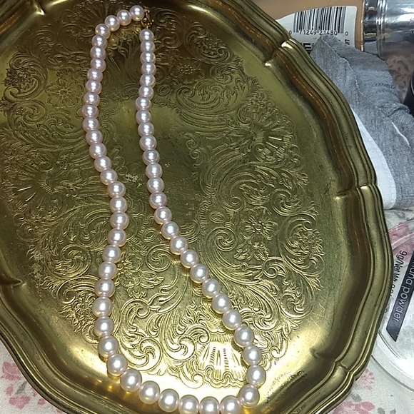 Jewelry - Picture 6 of 6